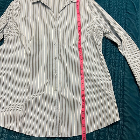 J.Jill Blue Striped Button Down Blouse Size-Large - Picture 8 of 8